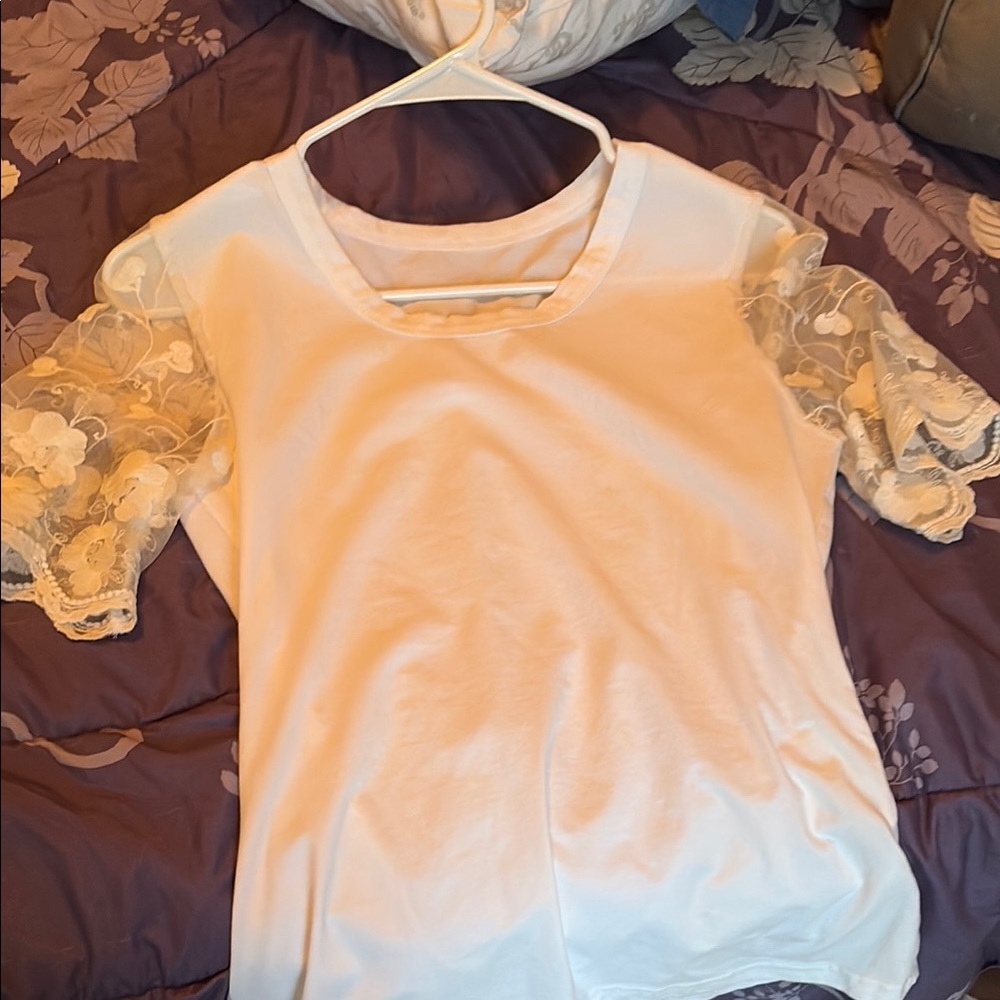 Amazon Cream Lace Sleeve Women's Camisole